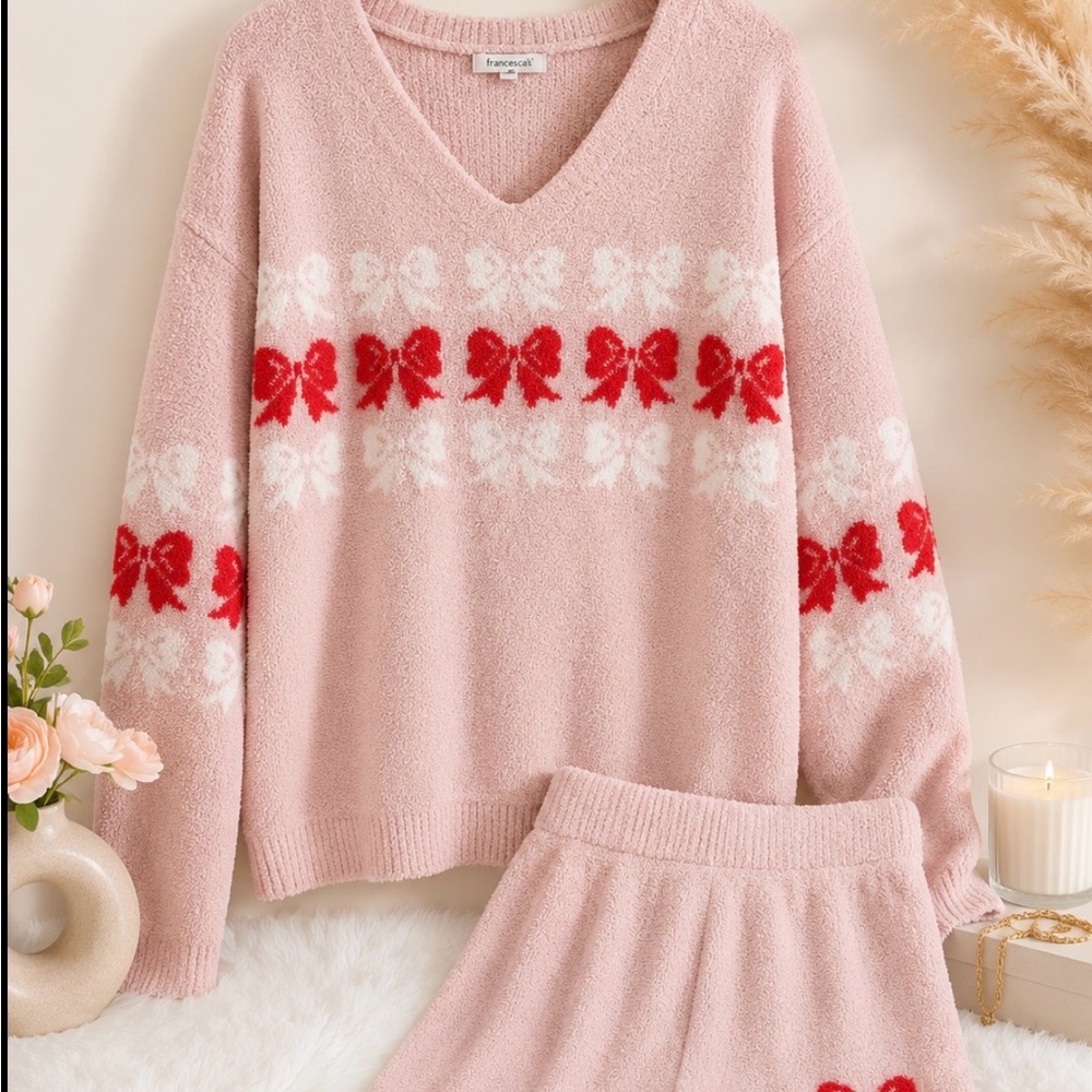 Francesca's Collections Pink Plush Bow-Pattern Loungewear Set